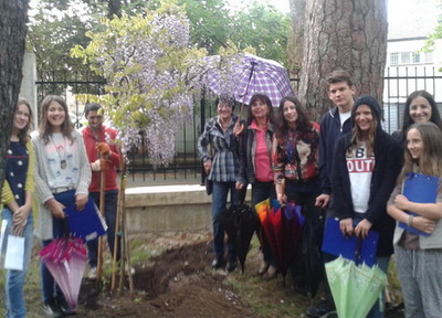 Poklon sadnica- za dugogodišnje prijateljstvo i Dan planete