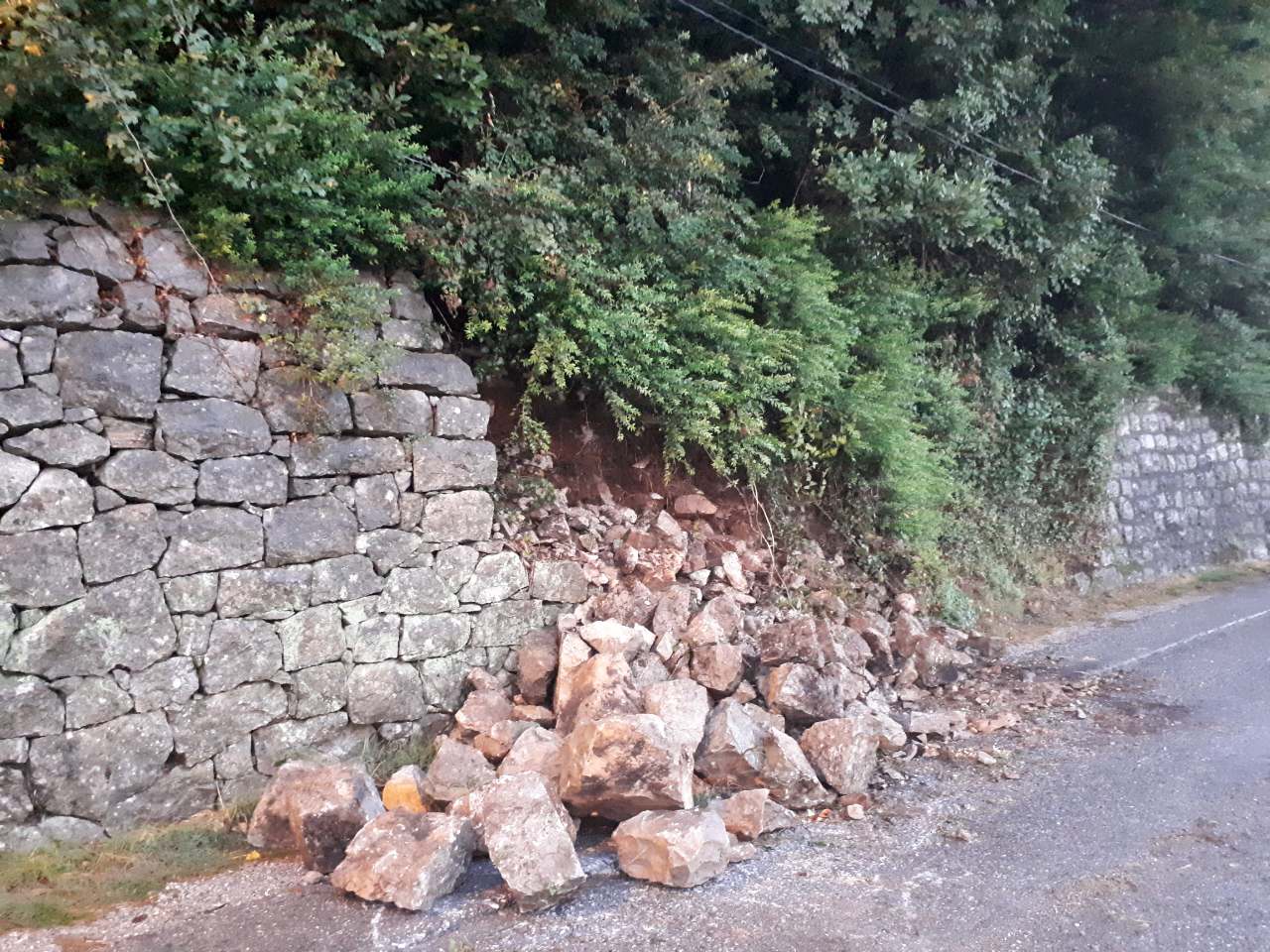 Odron na putu Lepetani – Verige